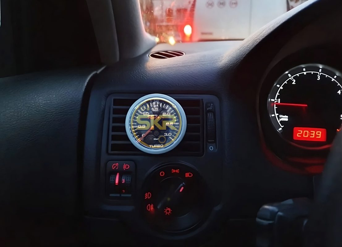 Grila suport ceas turbo boost Golf 4